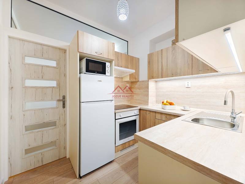 IMG_20251216_152636-denoise - Copy.jpg