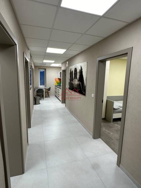 WhatsApp Image 2026-03-19 at 18.50.58-2.jpeg